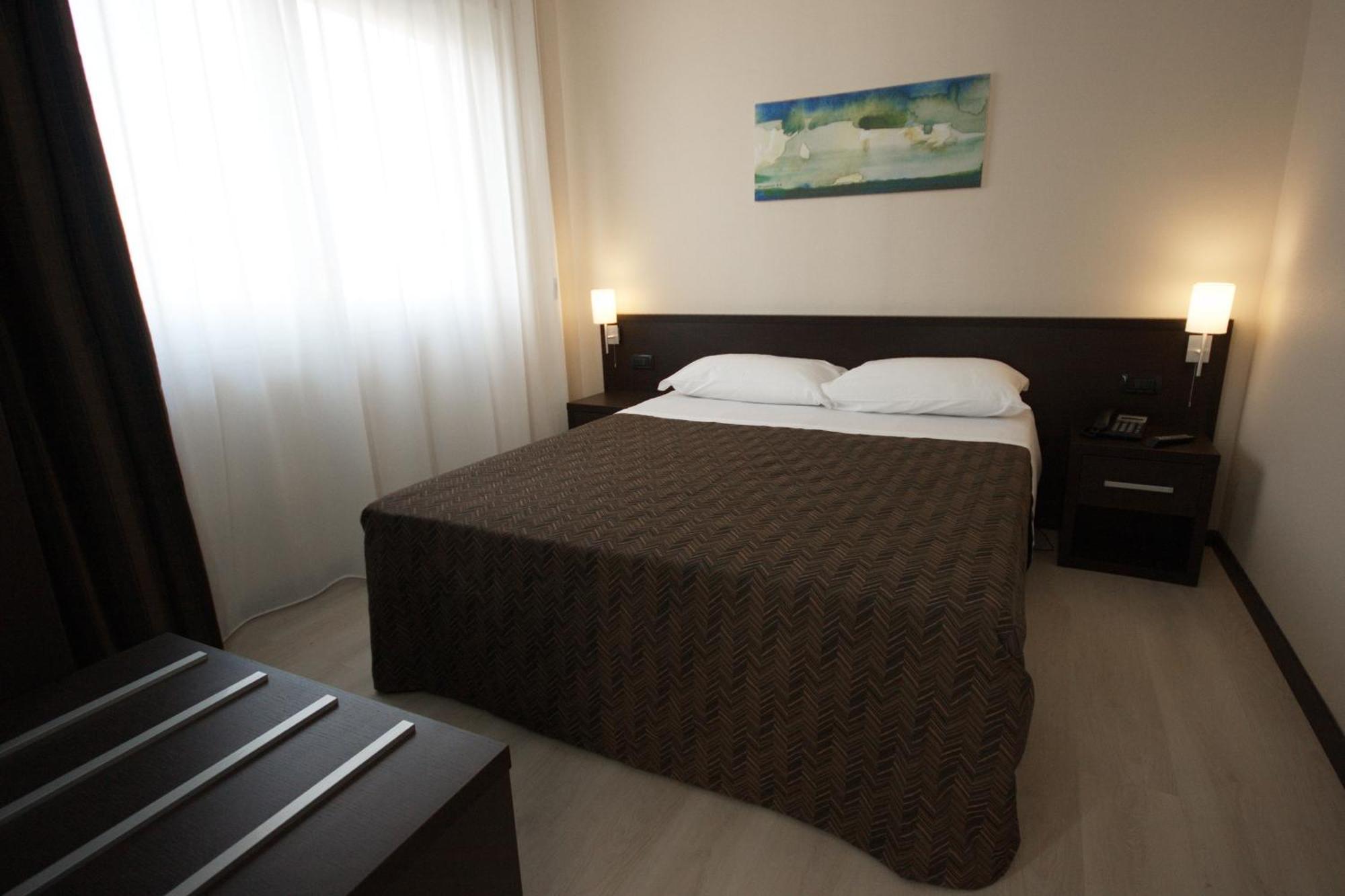 Guest House Residence Messina Kültér fotó